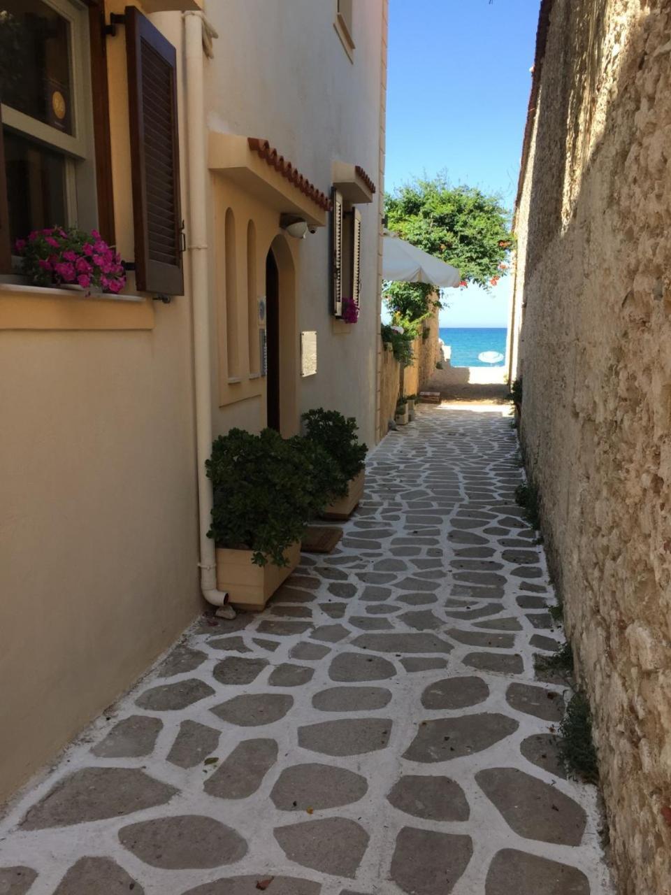 Asterias Studios & Apartments Kalyves Exterior foto